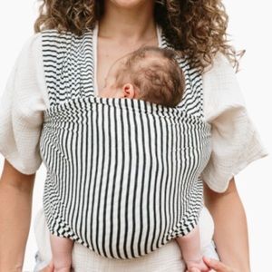 Solly Baby Wrap! Black and White stripes